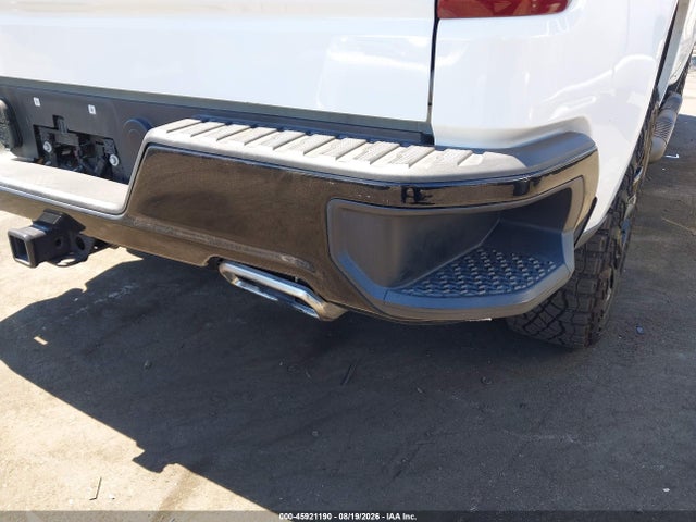 3GCPYFED9MG325592 Chevrolet Silverado 1500 4wd Short Bed Lt Trail Boss