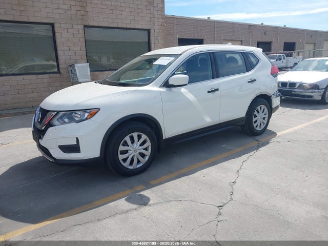 Nissan ROGUE S 2017 JN8AT2MT1HW134945 Image 2