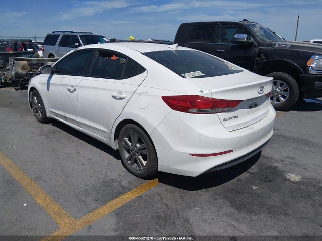 45921270 :رقم المزاد ، 5NPD84LF7HH040737 vin ، 2017 Hyundai Elantra Se مزاد بيع