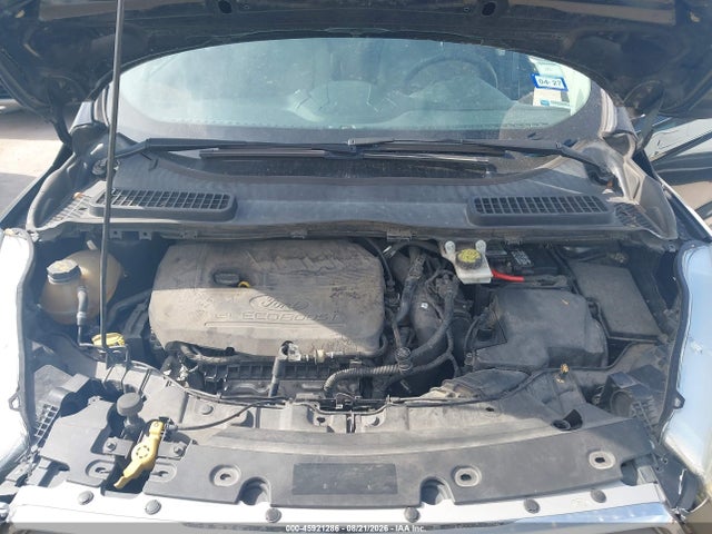 Продажа на аукционе авто 2017 Ford Escape Se, vin: 1FMCU0GD1HUD15450, номер лота: 45921286