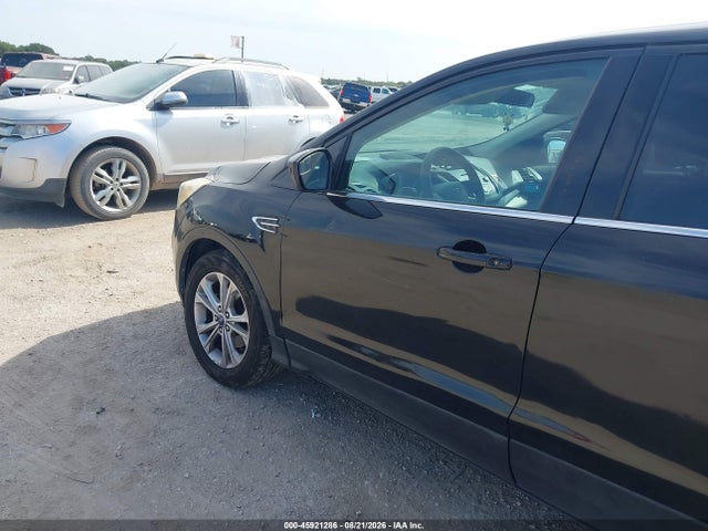 Продажа на аукционе авто 2017 Ford Escape Se, vin: 1FMCU0GD1HUD15450, номер лота: 45921286