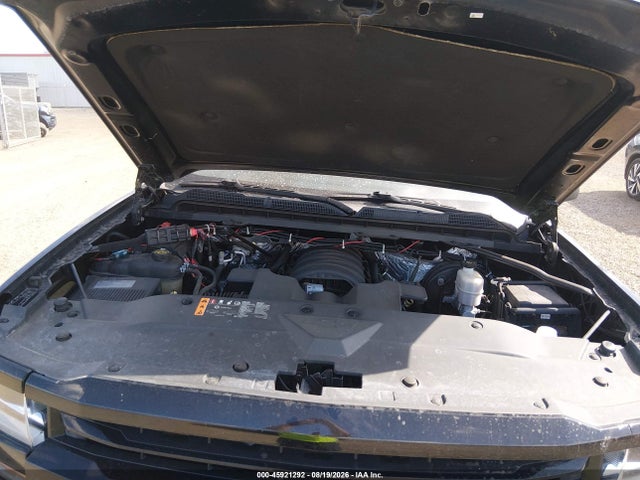 45921292 :رقم المزاد ، 3GCUKREC4JG116317 vin ، 2018 Chevrolet Silverado 1500 2lt مزاد بيع