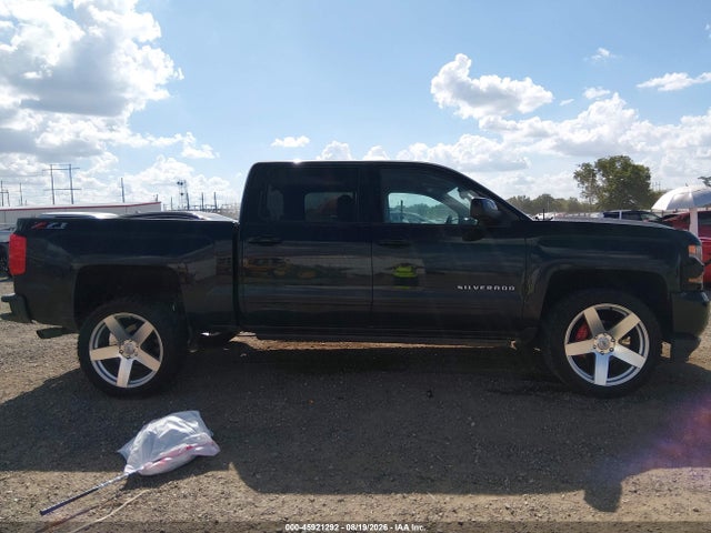 45921292 :رقم المزاد ، 3GCUKREC4JG116317 vin ، 2018 Chevrolet Silverado 1500 2lt مزاد بيع