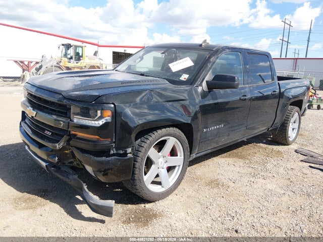 45921292 :رقم المزاد ، 3GCUKREC4JG116317 vin ، 2018 Chevrolet Silverado 1500 2lt مزاد بيع