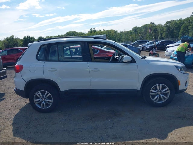WVGBV7AX2HK038503 Volkswagen Tiguan 2.0t/2.0t S