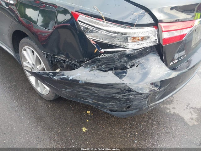 45921316 :رقم المزاد ، 4T1BK1EB4EU080692 vin ، 2014 Toyota Avalon Limited مزاد بيع