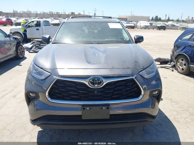 2025 Toyota Highlander Limited მანქანა იყიდება აუქციონზე, vin: 5TDKDRAH3SS554686, აუქციონის ნომერი: 45921331