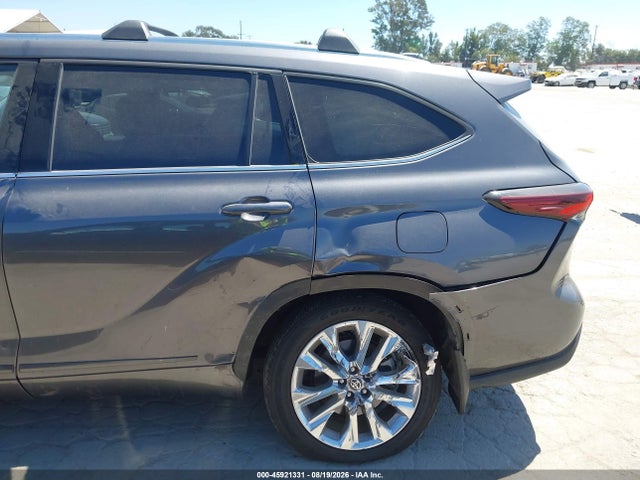 2025 Toyota Highlander Limited მანქანა იყიდება აუქციონზე, vin: 5TDKDRAH3SS554686, აუქციონის ნომერი: 45921331