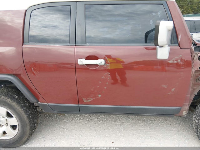 2010 Toyota Fj Cruiser მანქანა იყიდება აუქციონზე, vin: JTEBU4BF6AK081061, აუქციონის ნომერი: 45921359