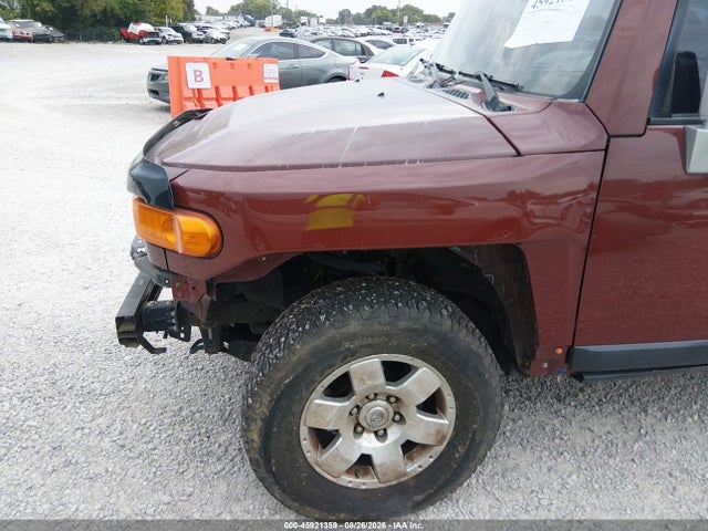 2010 Toyota Fj Cruiser მანქანა იყიდება აუქციონზე, vin: JTEBU4BF6AK081061, აუქციონის ნომერი: 45921359