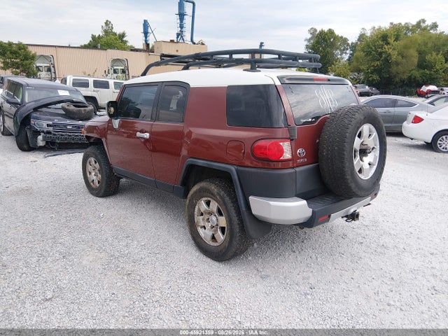 2010 Toyota Fj Cruiser მანქანა იყიდება აუქციონზე, vin: JTEBU4BF6AK081061, აუქციონის ნომერი: 45921359