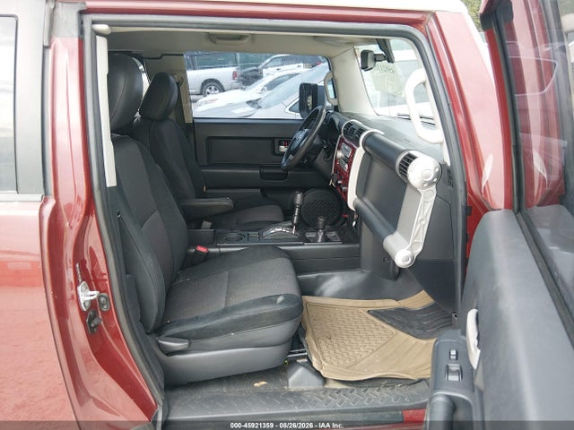2010 Toyota Fj Cruiser მანქანა იყიდება აუქციონზე, vin: JTEBU4BF6AK081061, აუქციონის ნომერი: 45921359