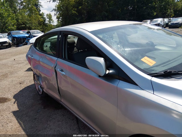 Продаж на аукціоні авто 2013 Hyundai Elantra Gls, vin: 5NPDH4AEXDH356587, номер лоту: 45921380