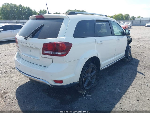 45921402 :رقم المزاد ، 3C4PDCGB2LT220145 vin ، 2020 Dodge Journey Crossroad مزاد بيع