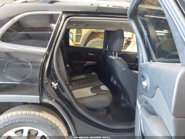 Jeep Cherokee Latitude 4x4 2018 1C4PJMCB6JD528507 Image 8
