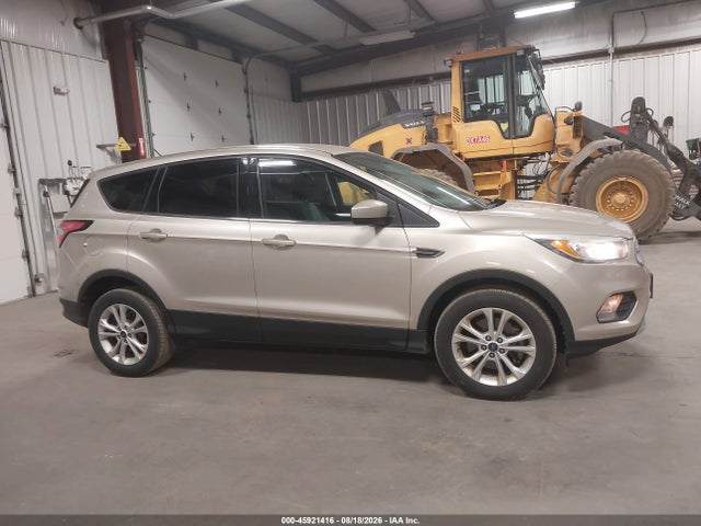Ford ESCAPE SE 2017 1FMCU9GD6HUA30196 Image 13