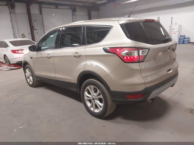 Ford ESCAPE SE 2017 1FMCU9GD6HUA30196 Image 3