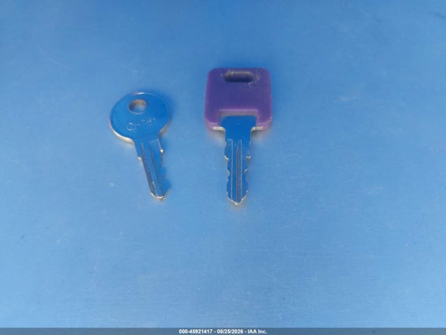 Продажа на аукционе авто 2017 Keystone Hideout 27 Dbs We, vin: 4YDT27D27HN203684, номер лота: 45921417