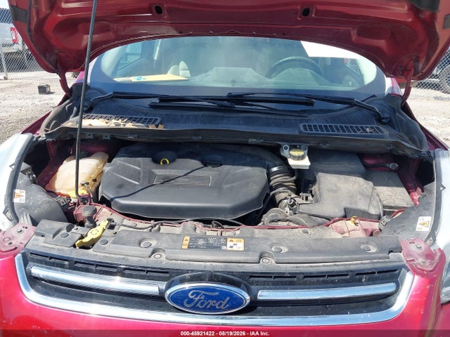 45921422 :رقم المزاد ، 1FMCU0J98FUB60977 vin ، 2015 Ford Escape Titanium مزاد بيع