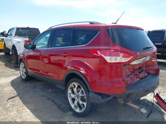 45921422 :رقم المزاد ، 1FMCU0J98FUB60977 vin ، 2015 Ford Escape Titanium مزاد بيع