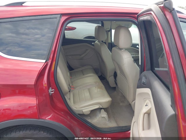 45921422 :رقم المزاد ، 1FMCU0J98FUB60977 vin ، 2015 Ford Escape Titanium مزاد بيع