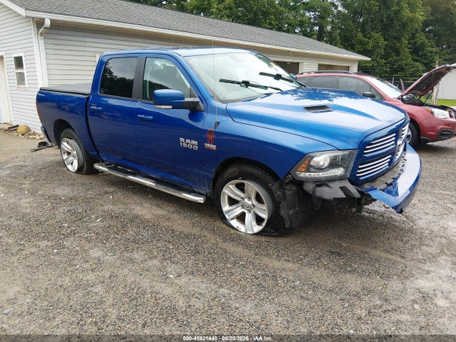 45921440 :رقم المزاد ، 1C6RR7MT8GS152107 vin ، 2016 Ram 1500 Sport مزاد بيع