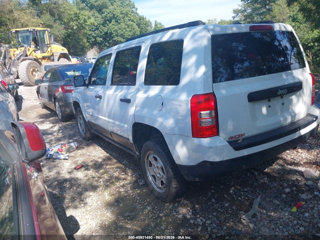 45921450 :رقم المزاد ، 1C4NJPBB0GD721173 vin ، 2016 Jeep Patriot Sport مزاد بيع