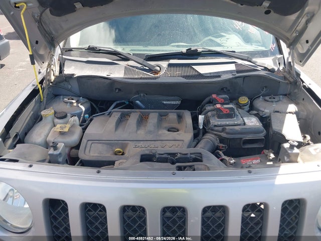 1C4NJPBB2GD527485 Jeep Patriot Sport