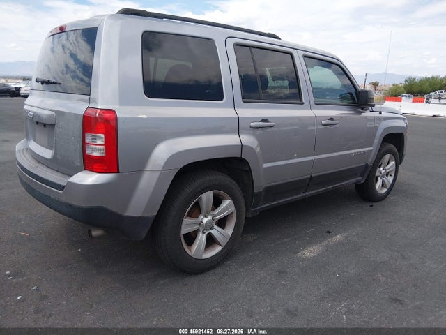 1C4NJPBB2GD527485 Jeep Patriot Sport