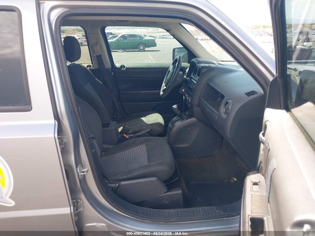 1C4NJPBB2GD527485 Jeep Patriot Sport