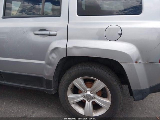 1C4NJPBB2GD527485 Jeep Patriot Sport