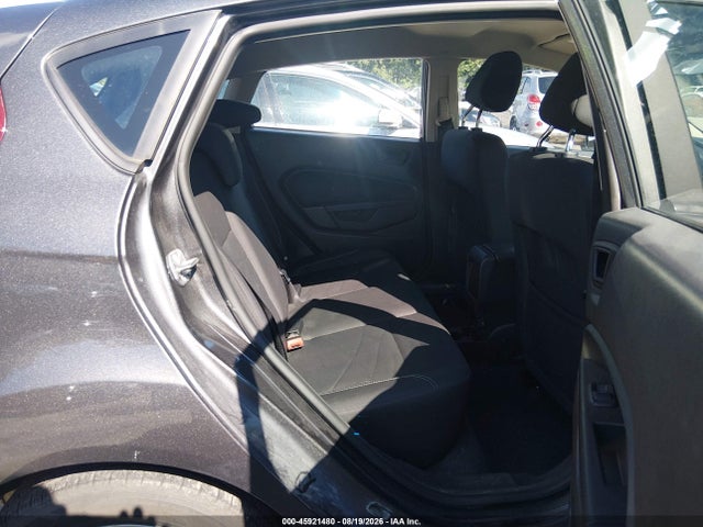 45921480 :رقم المزاد ، 3FADP4EJ1JM136468 vin ، 2018 Ford Fiesta Se مزاد بيع