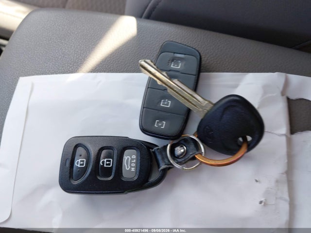 Продажа на аукционе авто 2019 Hyundai Elantra Sel, vin: 5NPD84LF0KH470956, номер лота: 45921496