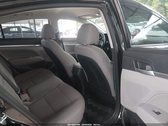 Продажа на аукционе авто 2019 Hyundai Elantra Sel, vin: 5NPD84LF0KH470956, номер лота: 45921496