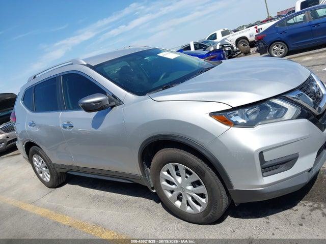 45921529 :رقم المزاد ، KNMAT2MT9HP564471 vin ، 2017 Nissan Rogue S مزاد بيع