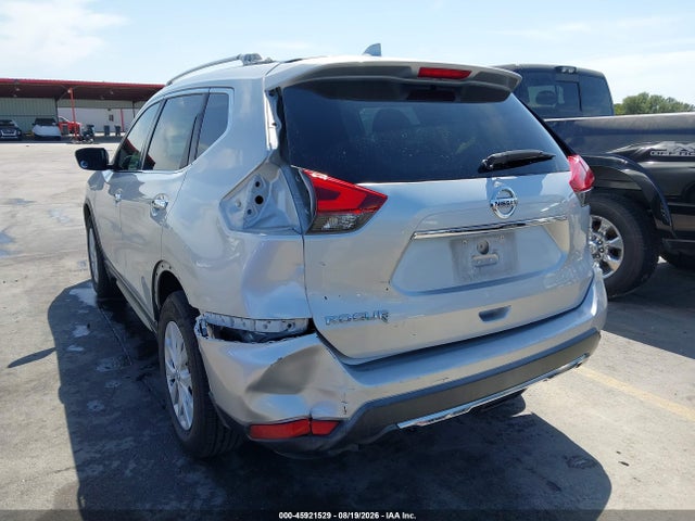 45921529 :رقم المزاد ، KNMAT2MT9HP564471 vin ، 2017 Nissan Rogue S مزاد بيع