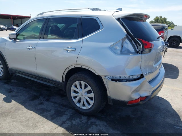45921529 :رقم المزاد ، KNMAT2MT9HP564471 vin ، 2017 Nissan Rogue S مزاد بيع