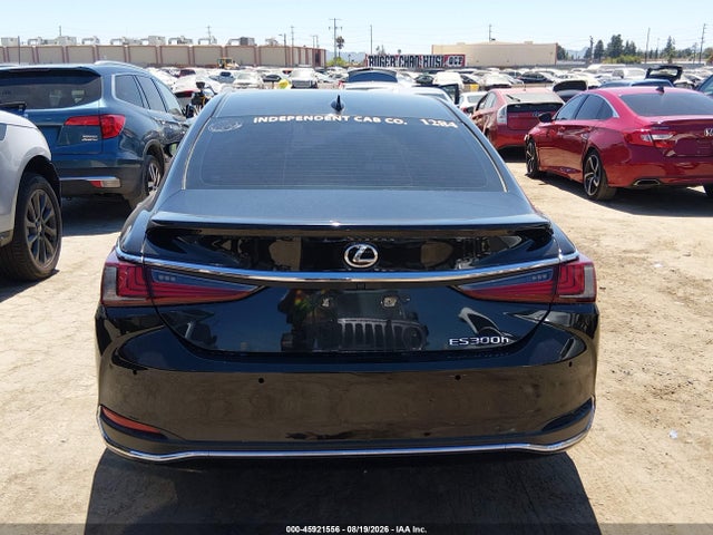 Lexus ES 300H 2024 58ADA1C14RU043792 Image 17