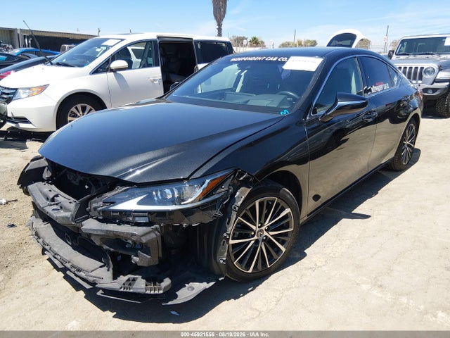 Lexus ES 300H 2024 58ADA1C14RU043792 Image 2