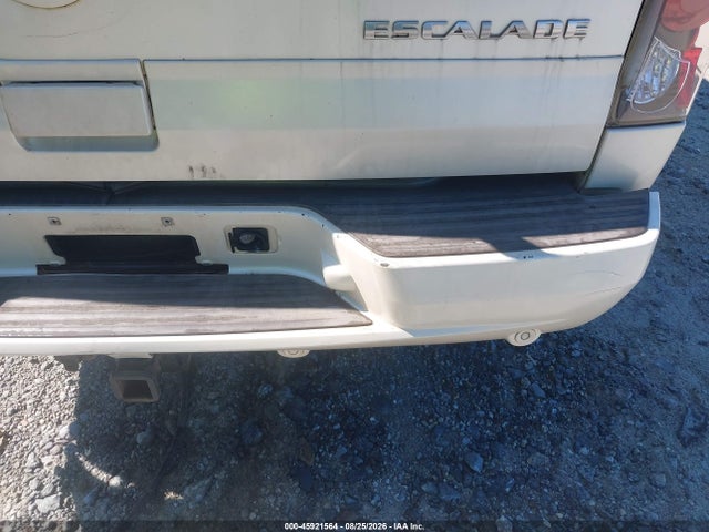 45921564 :رقم المزاد ، 1GYEK63N62R210279 vin ، 2002 Cadillac Escalade Standard مزاد بيع