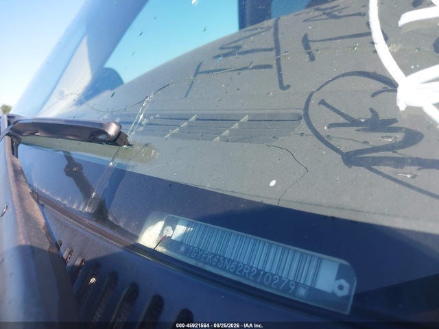 45921564 :رقم المزاد ، 1GYEK63N62R210279 vin ، 2002 Cadillac Escalade Standard مزاد بيع