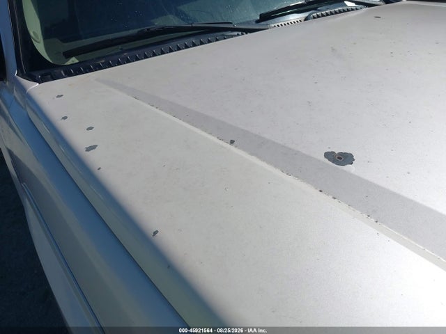 45921564 :رقم المزاد ، 1GYEK63N62R210279 vin ، 2002 Cadillac Escalade Standard مزاد بيع