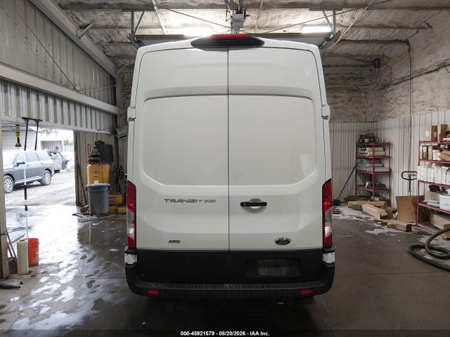 1FTBR2X80NKA63813 Ford Transit-250