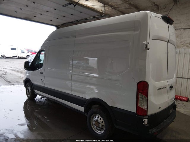 1FTBR2X80NKA63813 Ford Transit-250