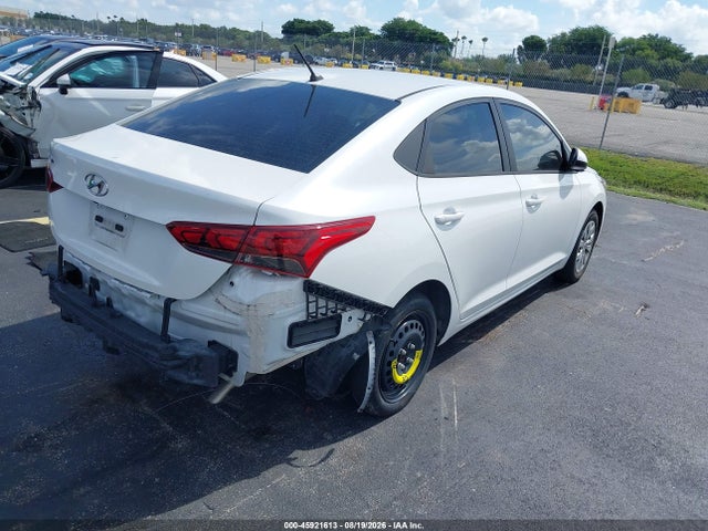 2022 Hyundai Accent Se მანქანა იყიდება აუქციონზე, vin: 3KPC24A65NE180303, აუქციონის ნომერი: 45921613