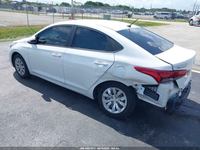 2022 Hyundai Accent Se მანქანა იყიდება აუქციონზე, vin: 3KPC24A65NE180303, აუქციონის ნომერი: 45921613