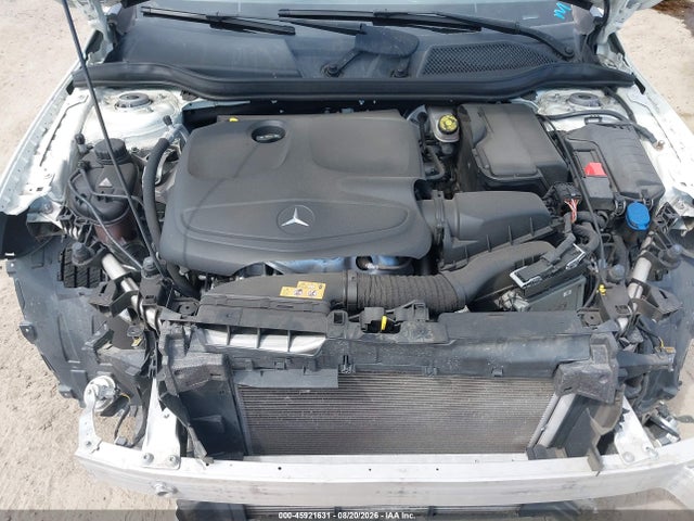 WDCTG4GBXHJ332034 Mercedes-Benz Gla 250 4matic