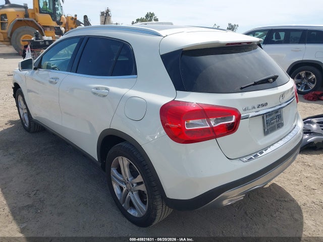 WDCTG4GBXHJ332034 Mercedes-Benz Gla 250 4matic