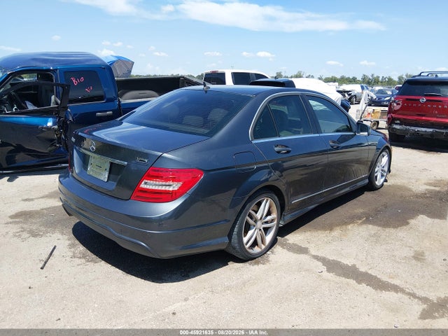 Продаж на аукціоні авто 2013 Mercedes-benz C 250 Sport, vin: WDDGF4HB5DA776866, номер лоту: 45921635