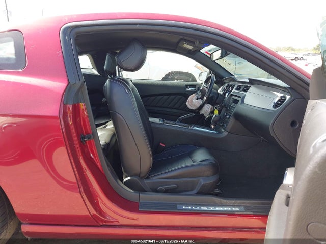 2014 Ford Mustang Gt Premium მანქანა იყიდება აუქციონზე, vin: 1ZVBP8CF1E5235890, აუქციონის ნომერი: 45921641